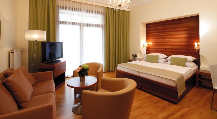 וינה Hotel Wandl מראה חיצוני תמונה