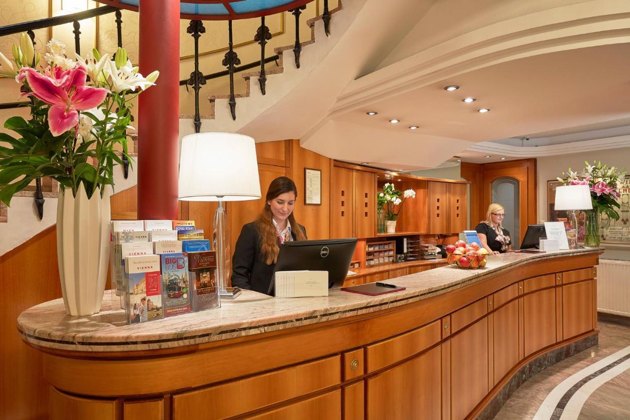 וינה Hotel Wandl מראה חיצוני תמונה
