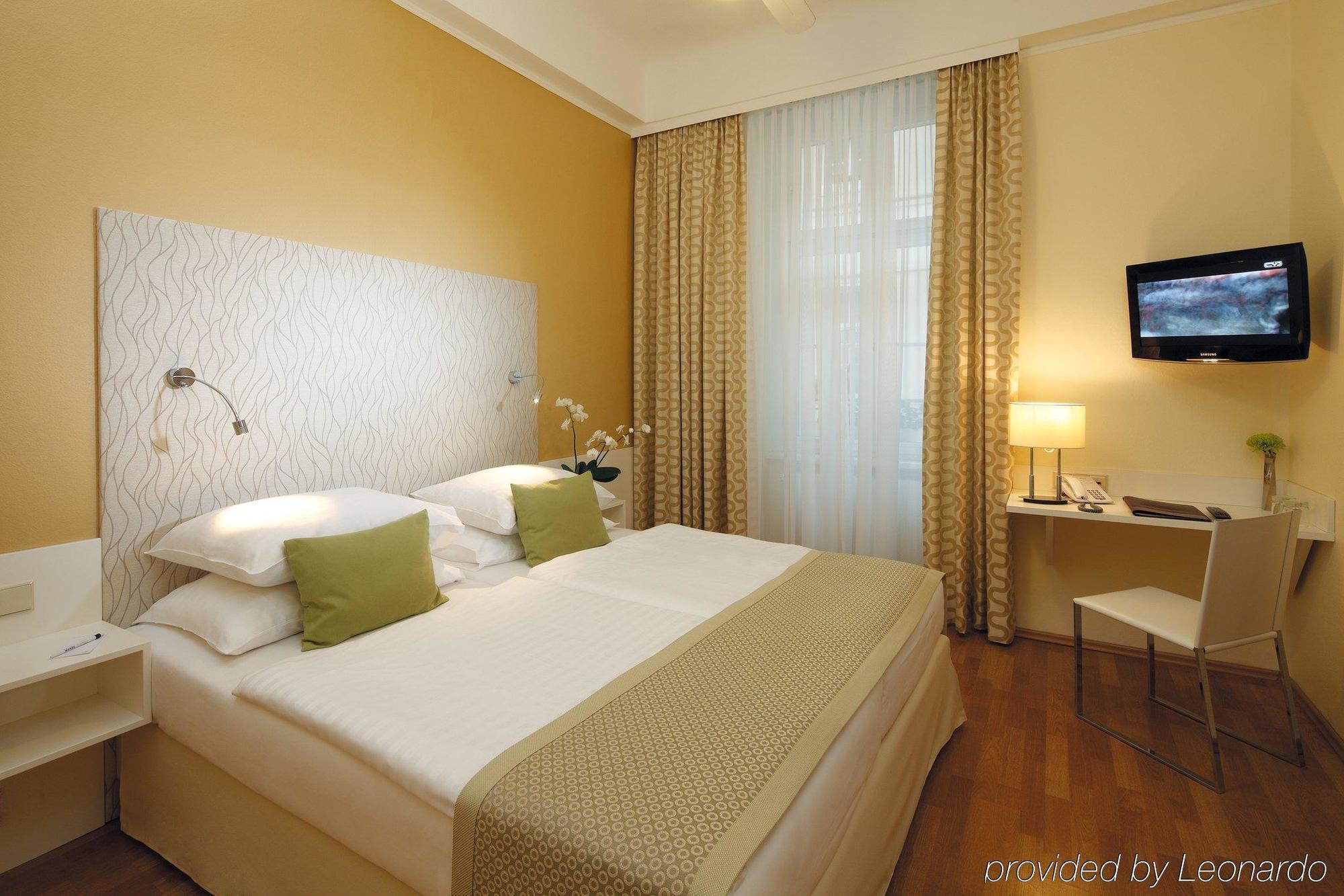 וינה Hotel Wandl מראה חיצוני תמונה